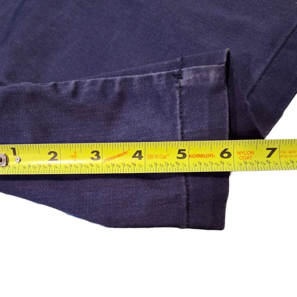Dockers Stretch Stained Defender 6" Pleated Navy Shorts Well Pre-Loved - Picture 7 of 8